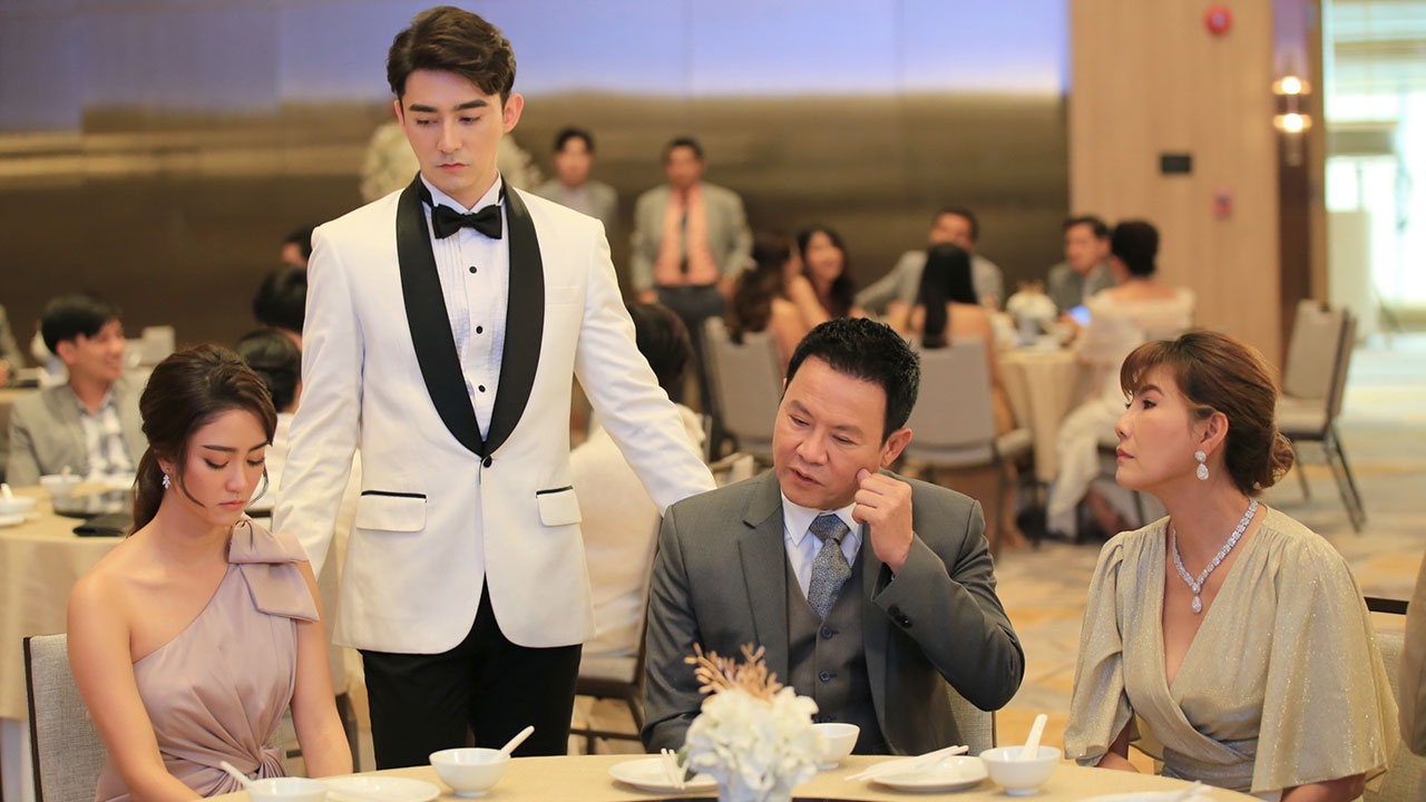 "พริม" เศร้าน้ำตาตกใน ยินดีให้ความรักที่ "โอม" เลือก ใน "สะใภ้เจ้าสัว"