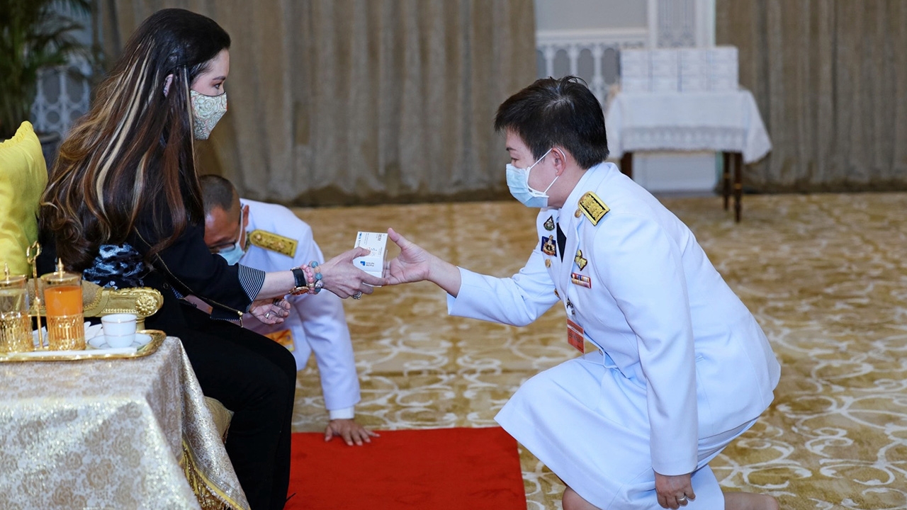 กรมพระศรีสวางควัฒน ทรงห่วงใยชาวไทยพระราชทานยาฟาวิพิราเวียร์ช่วยโควิด-19