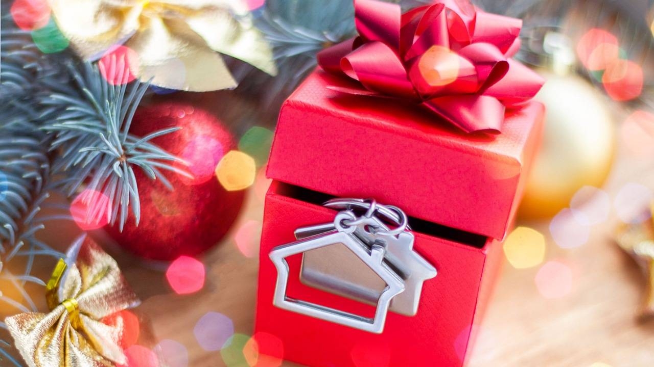 รวมไอเดียของขวัญขึ้นบ้านใหม่ สุขใจผู้ให้ เสริมสิริมงคลผู้รับ