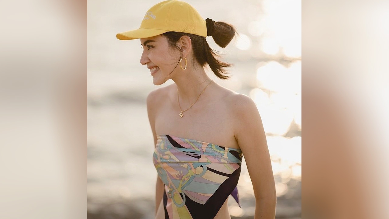 แซ่บไม่เคยพัก ใหม่ ดาวิกา อวดเอวบางร่างเล็ก เห็นแล้วต้องเรียกหาไม้เรียว