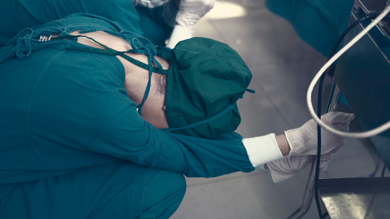 ผู้ติดเชื้อโควิดวันนี้ ดับ 30 ศพ อายุมากสุด 105 ปี อายุน้อยสุดเพียง 28 ปี