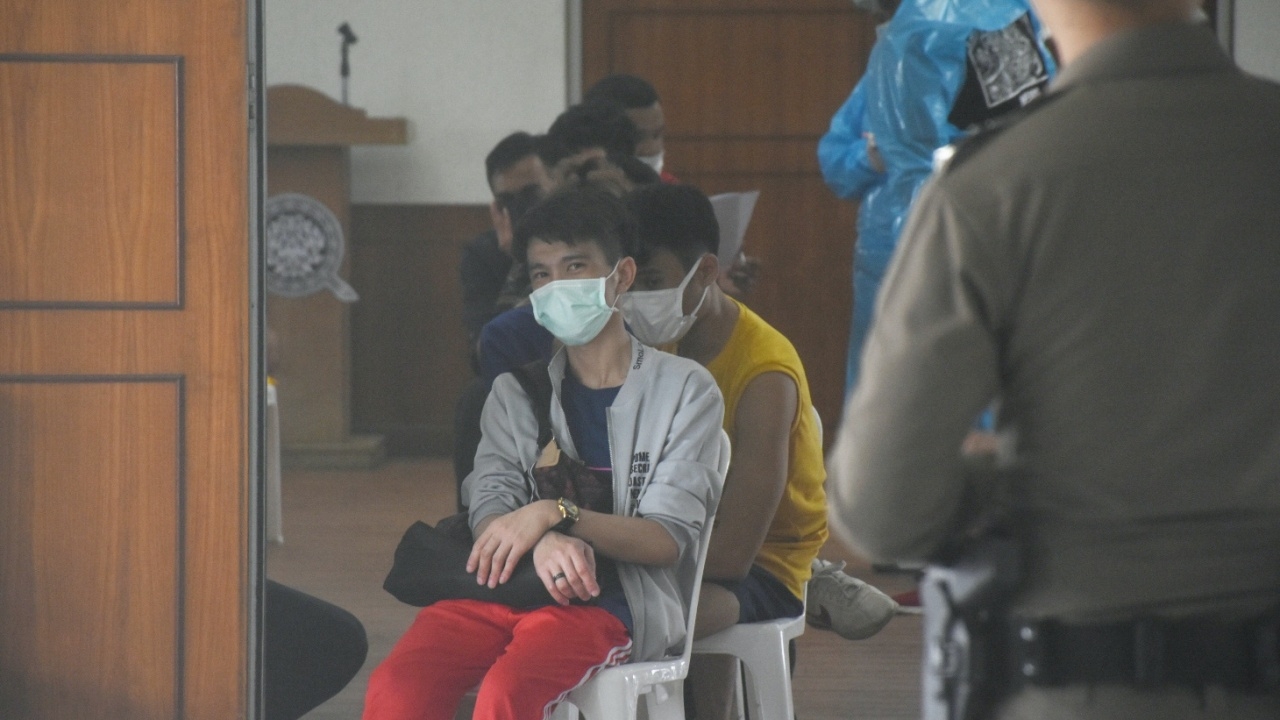 หวั่นแพร่โควิด 57 หนุ่ม มั่วสุมในซาวน่าเกย์ เจ้าของยังดื้อไม่ยอมตรวจฉี่ 