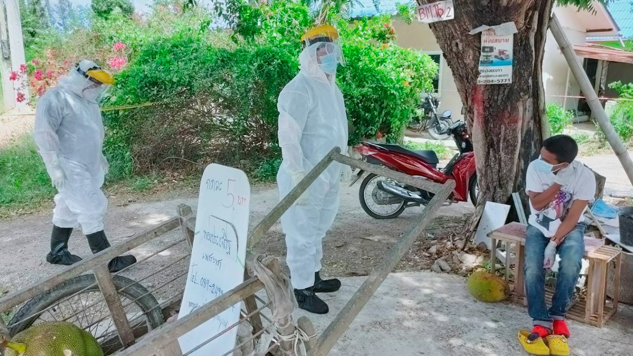 จนท.ออกตามหาหนุ่มคนงาน ติดโควิดหนีกักตัว เจอที่หัวหินส่งกลับ รพ.สนาม 
