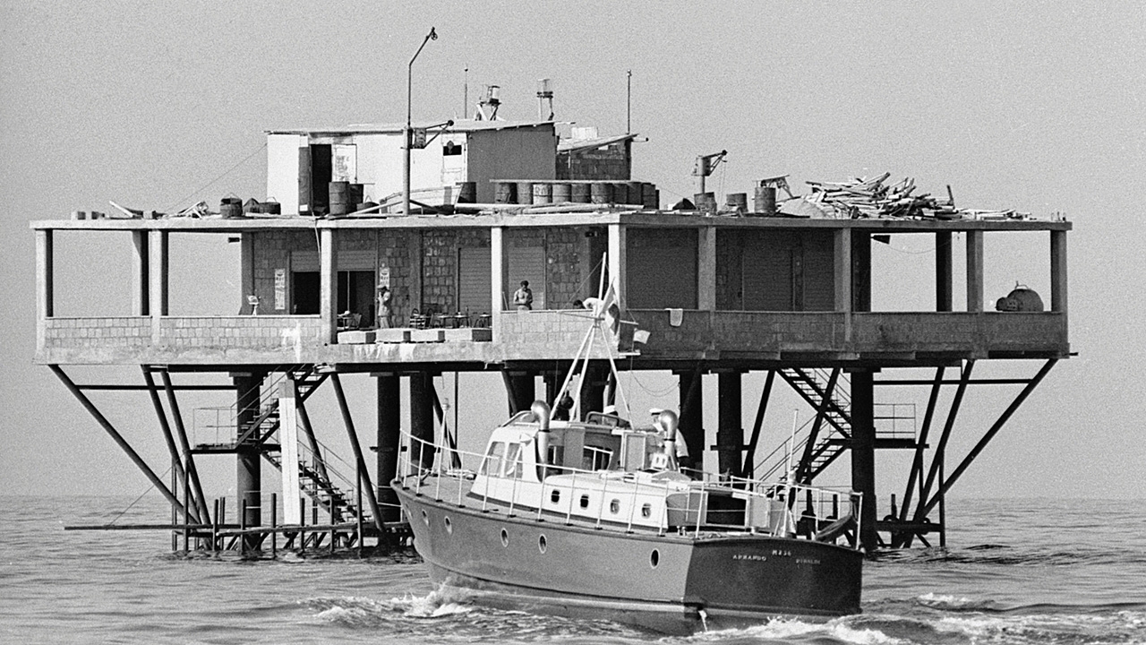 สร้างประเทศตัวเอง