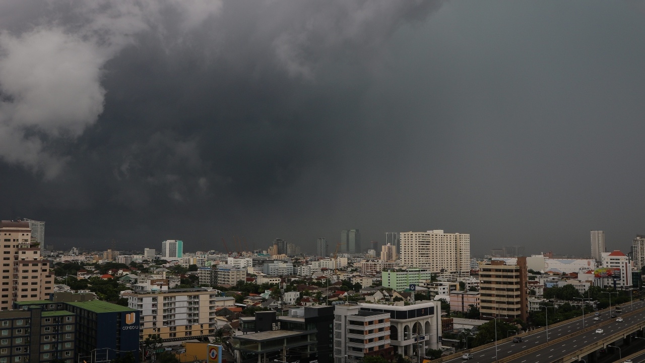 สภาพอากาศวันนี้ "ฝนฟ้าคะนอง" ทั่วไทย 39 จว.ตอนบน ระวังตกหนัก-ลมแรง 