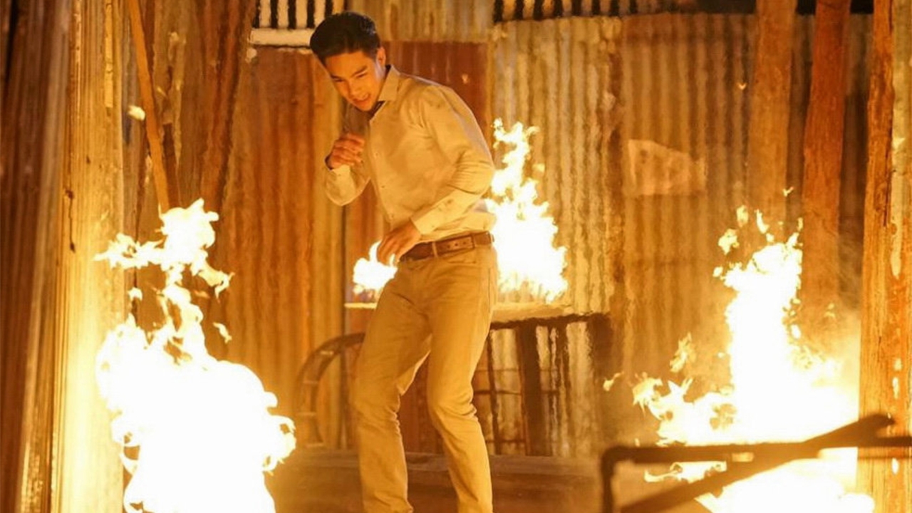 “บูม” เสี่ยงตายฝ่ากองไฟ ลุยโรงงานนรกช่วย “ณิริน-ลิตเติ้ล” ใน “ตุ๊กตา”