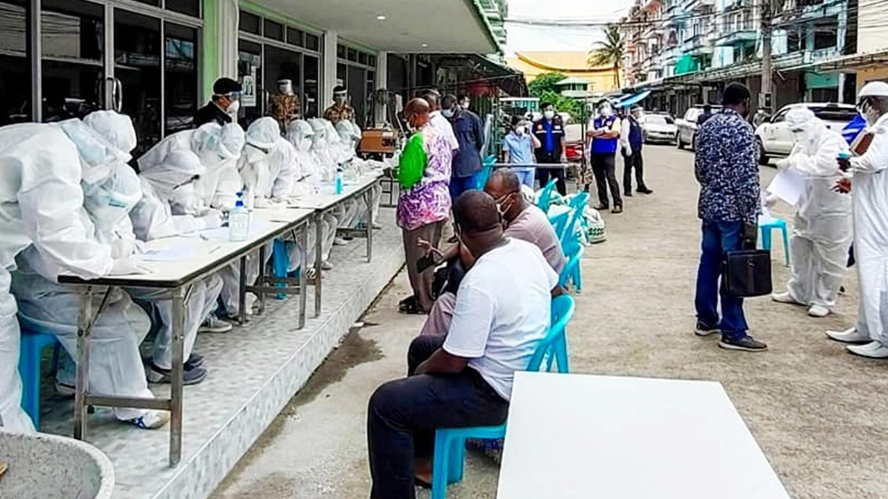 โควิดบุกตีเมืองจันท์ เจอคลัสเตอร์พ่อค้าพลอยแอฟริกา ติดเชื้อแล้ว 91 ราย