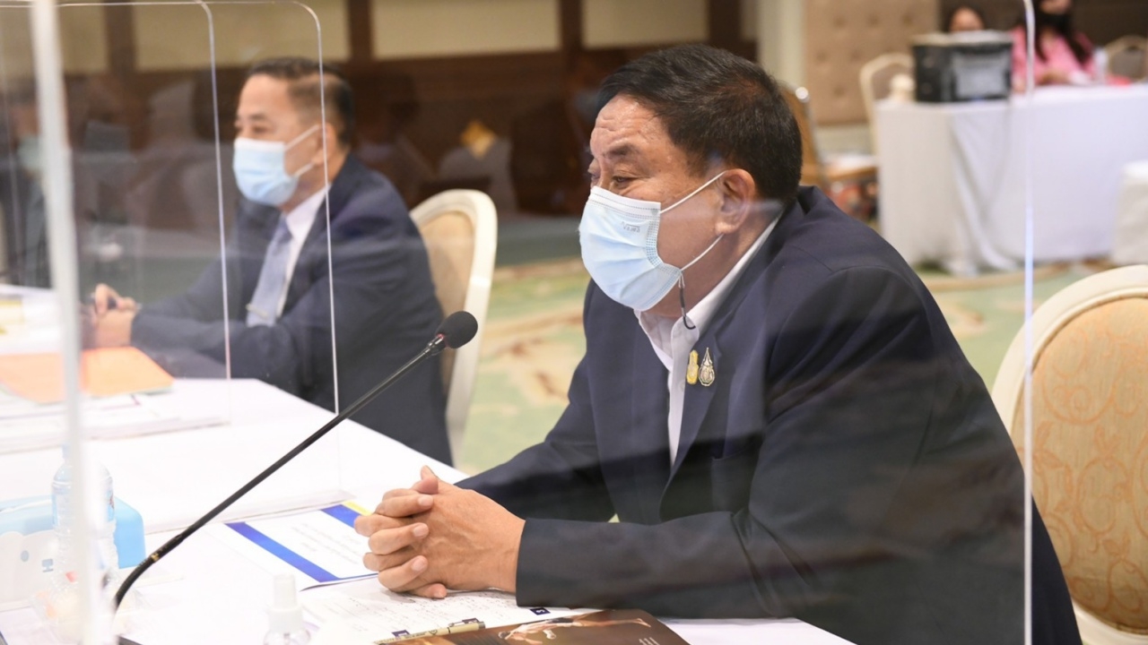 กทม. ยกระดับมาตรการคุมโควิด-19 ร้านอาหารงดนั่งทาน ซื้อกลับบ้านถึง 3 ทุ่ม