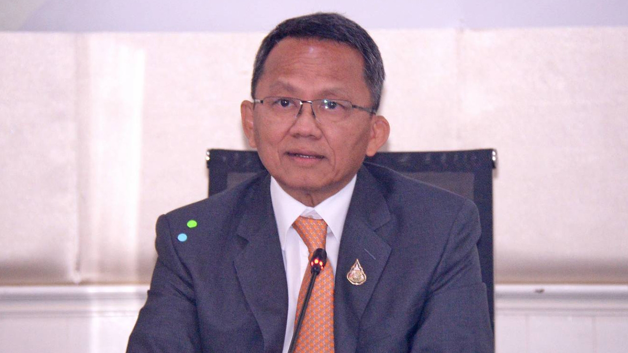 "สมศักดิ์" ส่ง ยุติธรรม จ.ชุมพร เยียวยาครอบครัว "น้องอาย"