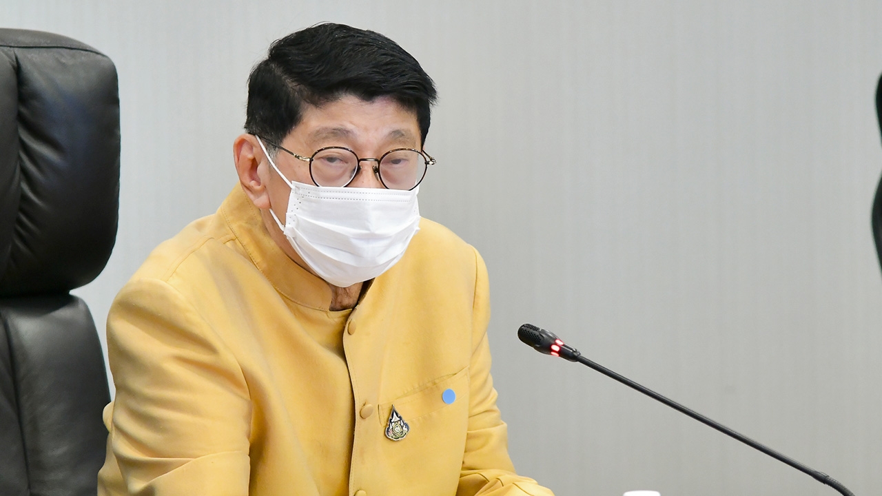 “วิษณุ” โยน “อนุทิน-พุทธิพงษ์” แจงทีมพัฒนาแอปฯ “หมอชนะ” ถอนตัว