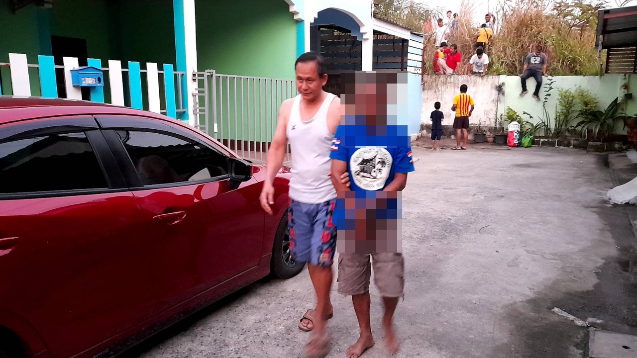 ไอ้หื่นเมาหนัก บุกบ้าน ด.ญ.13 กอดจูบ-หวังขยี้กาม เผยเป็นเพื่อนบ้านตรงข้ามกัน 