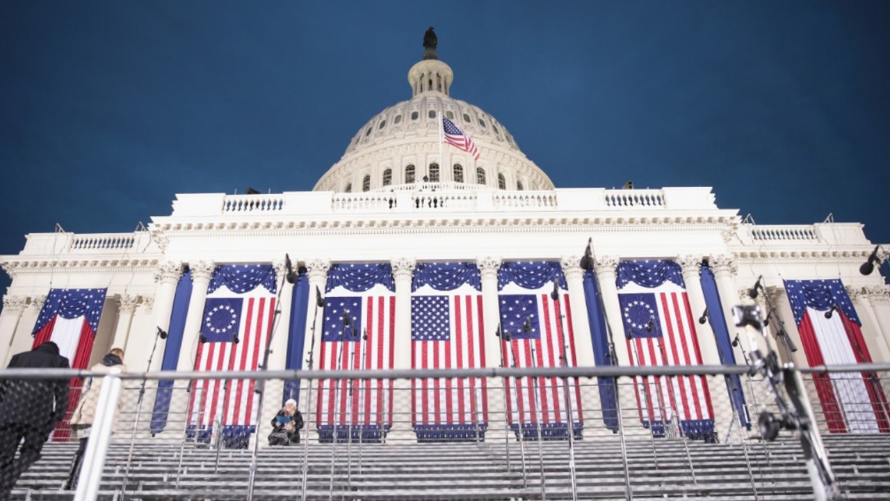 เจาะพิธีสาบานตนของ 'ไบเดน' พลิกหน้าประวัติศาสตร์สหรัฐฯ