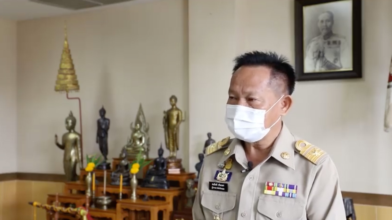 ผู้ว่าฯ ระนอง แจงดราม่า สถานที่กักกันตัวคล้ายตึกร้าง ไม่มีน้ำ-ไฟฟ้าใช้ (คลิป)