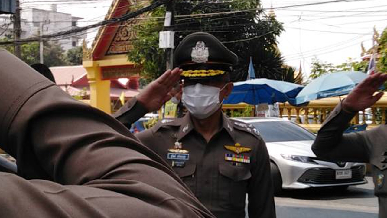 ผบ.ตร.ประชุมถอดบทเรียนคดีหนุ่มคลั่งฆ่าแม่ หลังญาติร้องท้องที่จัดการไม่ได้