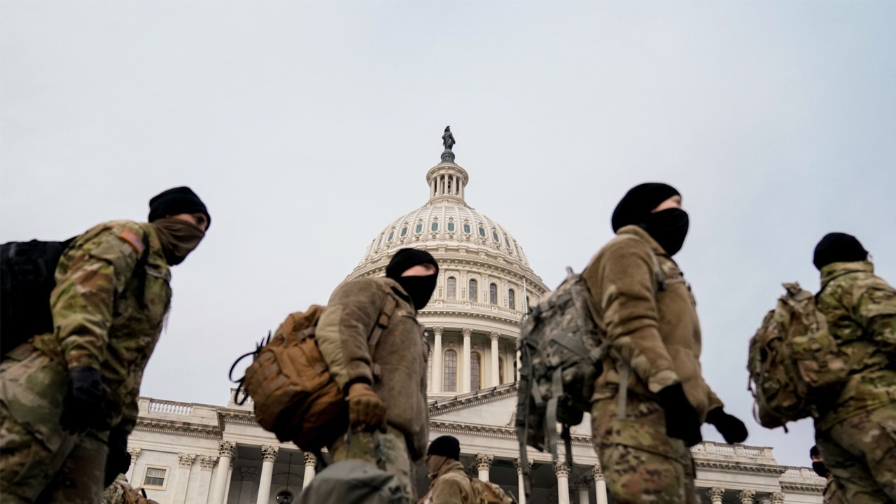 สหรัฐฯ เล็งส่งกองกำลังพิทักษ์มาตุภูมิ 15,000 นาย คุ้มกันพิธีสาบานตนไบเดน