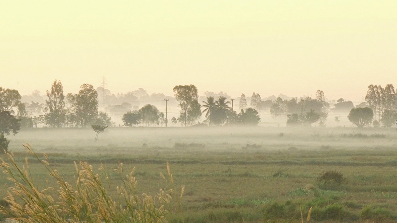 สภาพอากาศวันนี้ 4 ภาคบนสะท้าน เย็นลง 2-6 องศาฯ ใต้มรสุม-ทะเลคลื่นลมแรง