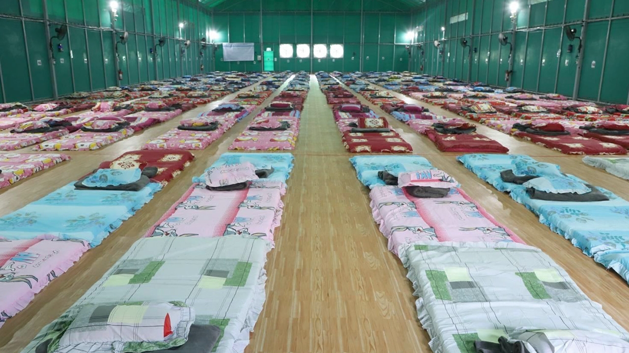 เปิดภาพ Factory Quarantine โรงงานปลากระป๋องสมุทรสาคร ให้ใช้พื้นที่กักโควิด
