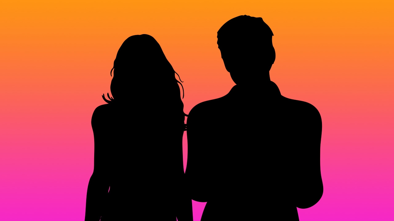 เพจดังเม้าท์คู่รักแอบคุย บอกไม่มีอะไร แต่ถูกจับโป๊ะเพราะหมวกเหมือนกัน