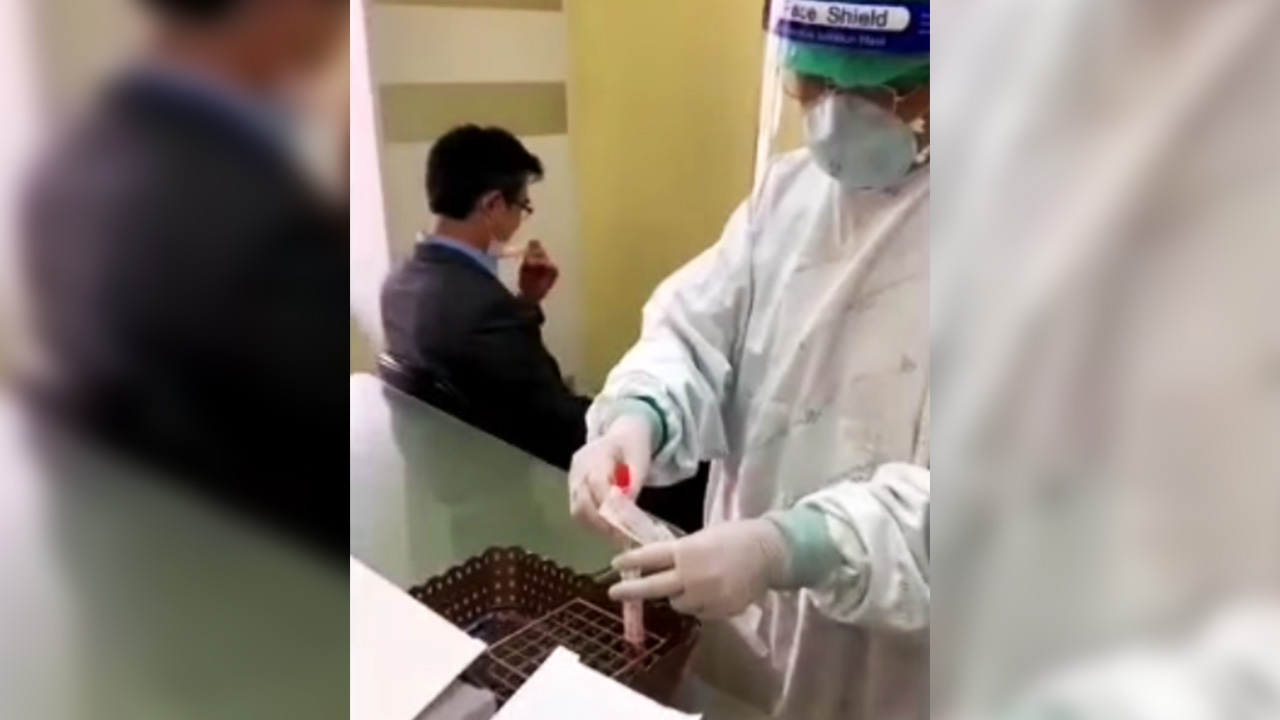 "หมอทวีศิลป์" ตรวจหาโควิด-19 อัปเดตผล ไม่พบเชื้อ (คลิป)