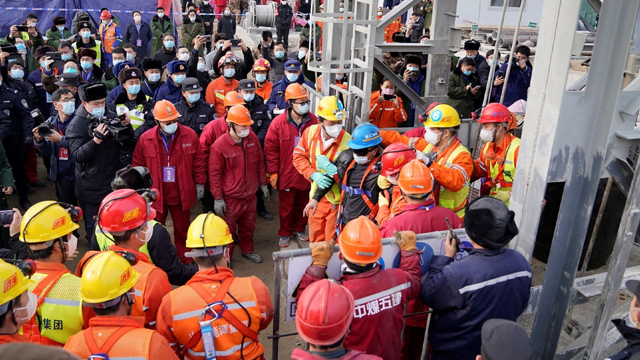 สลด จีนยืนยัน คนงานติดในเหมืองตายแล้ว 9 ศพ สูญหายอีก 1