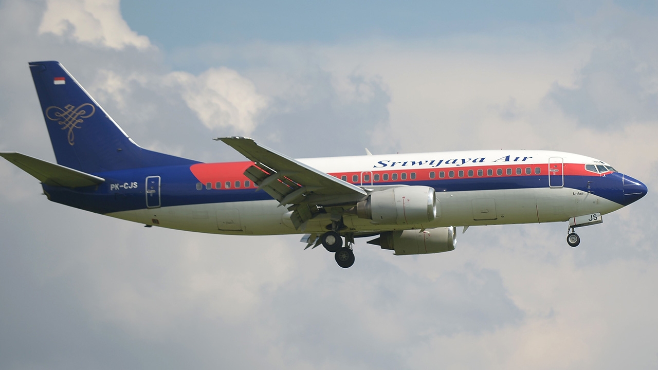 ช็อก เครื่องบินอินโดนีเซียสูญหายหลังขึ้นบิน หวั่นตกทะเลพร้อม 62 ชีวิต