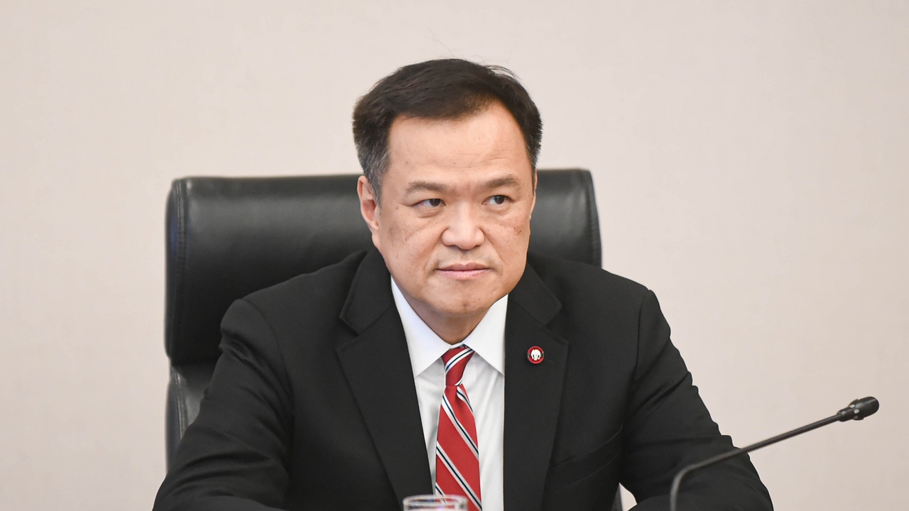 รัฐเสียงบดูแลคนทำผิดติดโควิด “อนุทิน” ลั่น ต้องไม่ได้สิทธิเท่าสุจริตชน