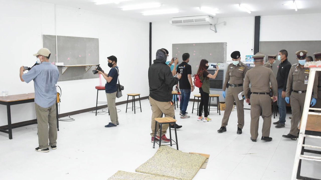 ตำรวจรีบค้นโกดังร้างย่านฉลองกรุง หลังภาพหลุดโต๊ะบาคาร่าโผล่ว่อนเน็ต