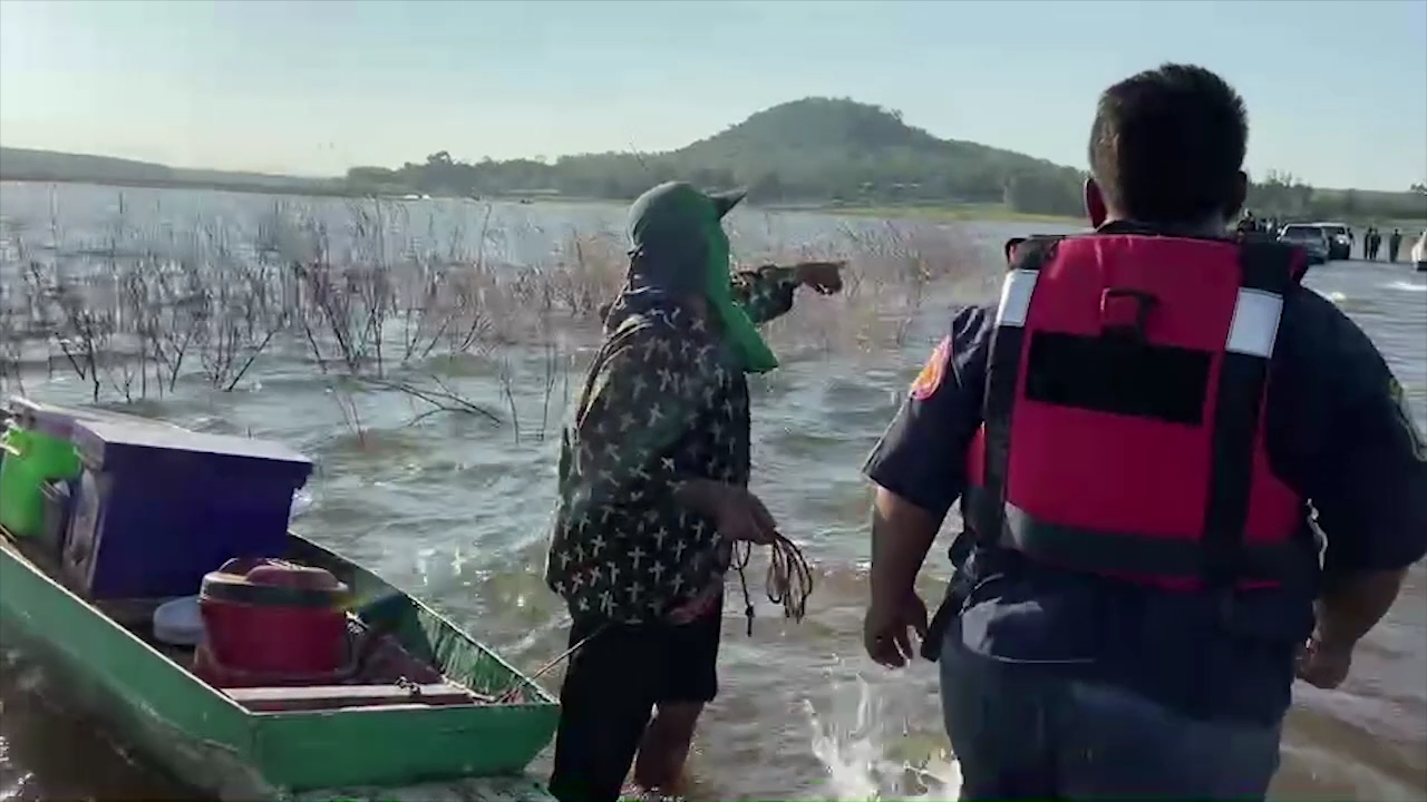 สลดอีก รถเก๋งขับฝ่าน้ำ ห้ามไม่ฟัง ตกอ่างคลองสียัด ตาย 2 จมหาย 1 