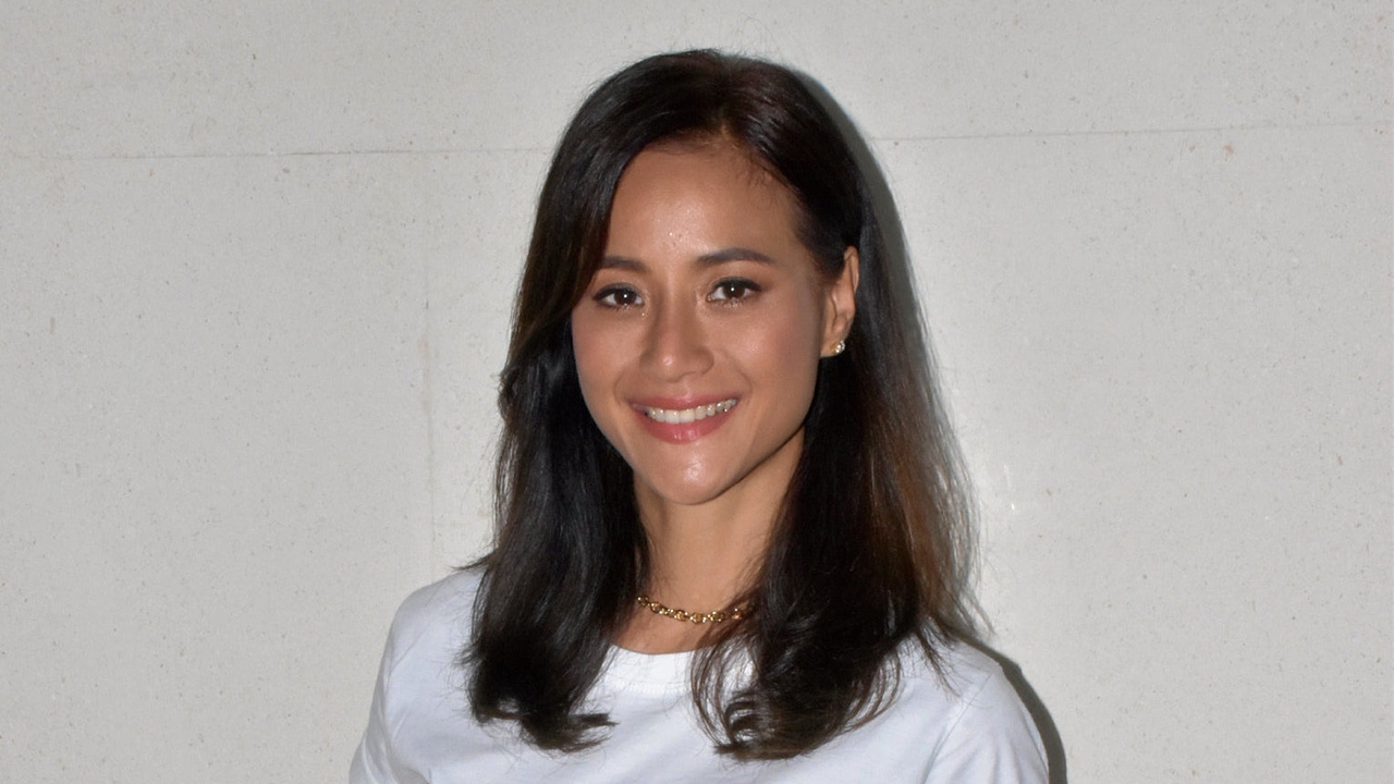 "น้ำฝน" โดนสามีเบรกโพสต์ภาพลูกสาว "น้องทาเรีย" ไม่ชอบให้เป็นเซเลบฯ