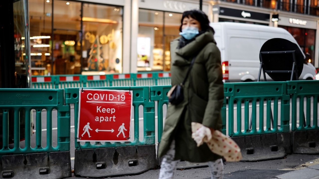 UK สะพรึงหนัก พบติดโควิด-19 รายใหม่วันเดียว พุ่งแตะ 4 หมื่น 