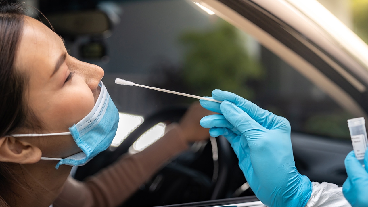 “โควิดไม่แสดงอาการ” แฝงอยู่นาน 4-6 สัปดาห์ แต่กักตัว 14 วันช่วยลดเชื้อได้