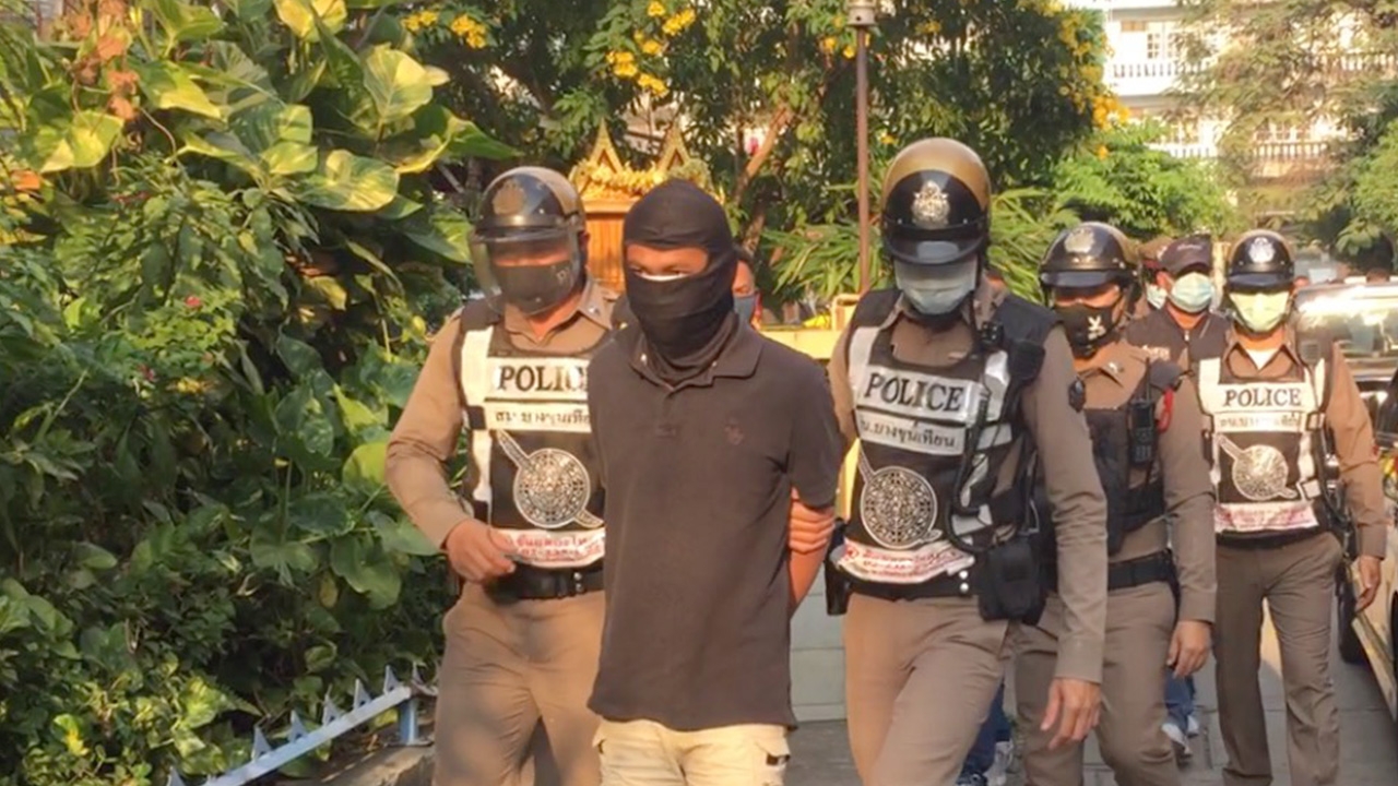 หิ้วมือมีดทำแผน "ปาดคอช่างเฟอร์นิเจอร์" ดับ ขอโทษญาติ-ไม่ได้ตั้งใจฆ่า