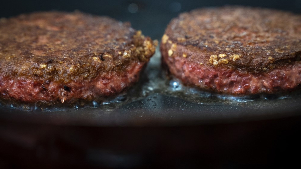 รบ.ฝรั่งเศสโวย นายกเล็กเมืองลียง ถอดเมนูเนื้อออกจากอาหารโรงเรียน