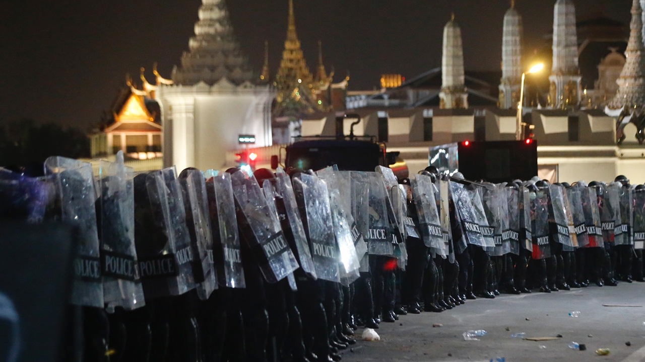 “ราษฎร” ออกแถลงการณ์ ลั่น จนท.รัฐไม่มีสิทธิ์ใช้ความรุนแรงกับผู้ชุมนุม