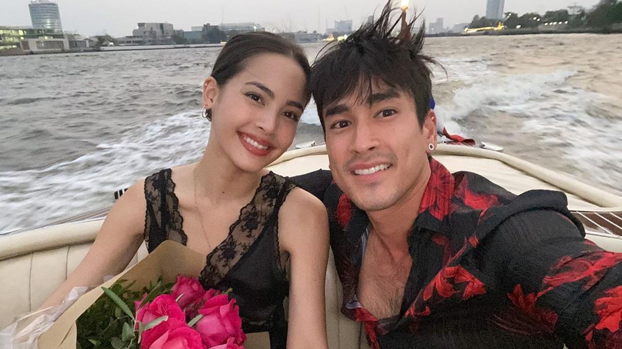 ณเดชน์-ญาญ่า เผยภาพสุดหวาน ล่องเรือมอบดอกกุหลาบกลางแม่น้ำ ช่างโรแมนติก