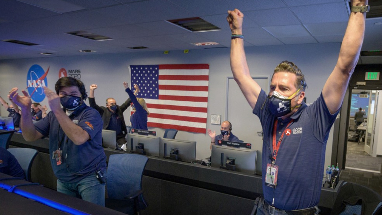 "เพอร์เซเวียแรนซ์" ยานสำรวจนาซาลงจอดดาวอังคารสำเร็จ 