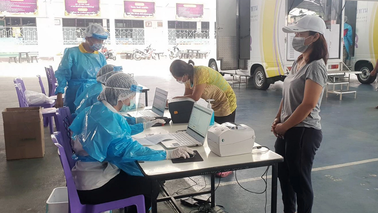 สสจ.สมุทรสาคร ตรวจเชิงรุกพบโควิดรายใหม่ 44 ราย เป็นคนต่างชาติทั้งหมด