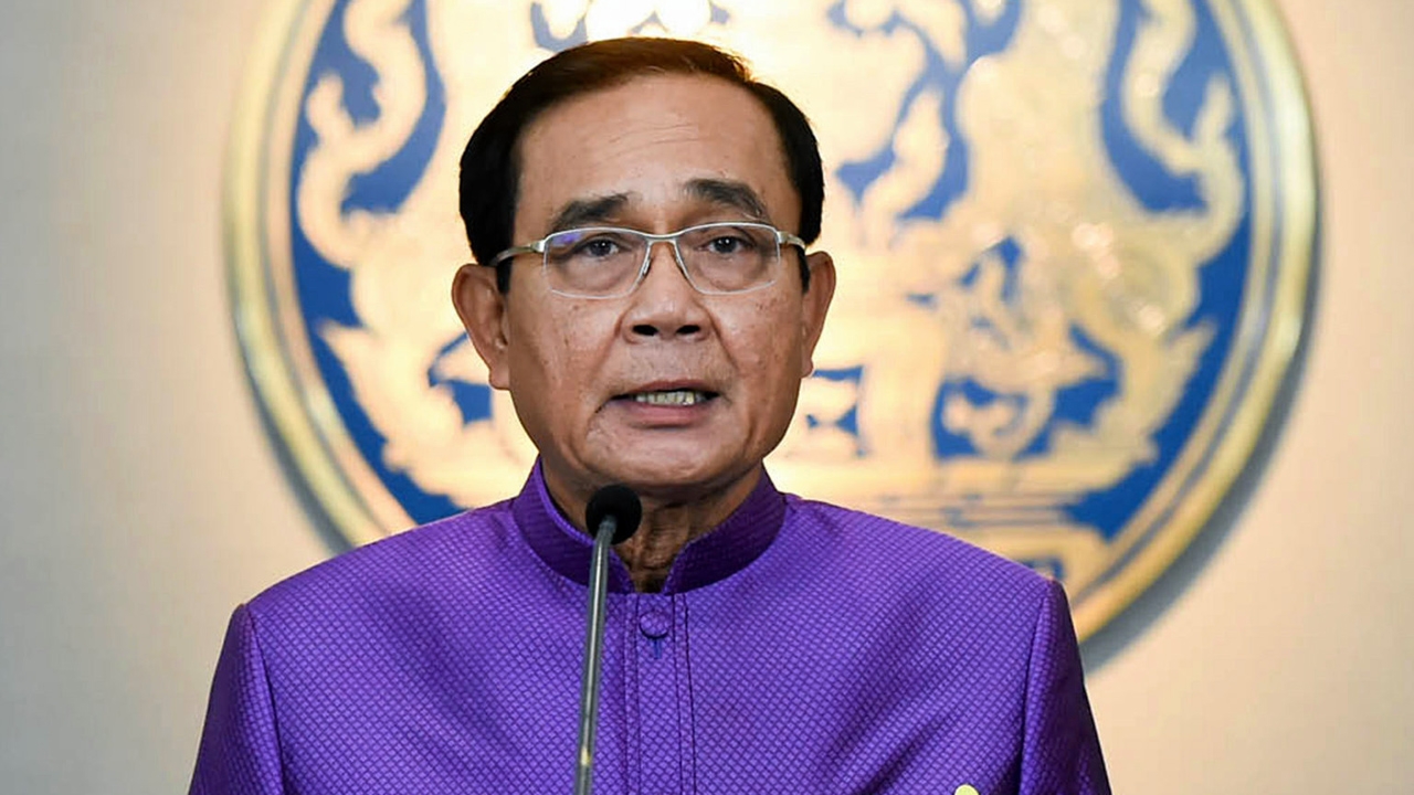 แฉช่วยรัฐมนตรีถูกซักฟอก ค้าข้อสอบ เพื่อไทยลากไส้เจ๊ "จ" "ตู่" ขึงขังขู่พรรคร่วมฯ