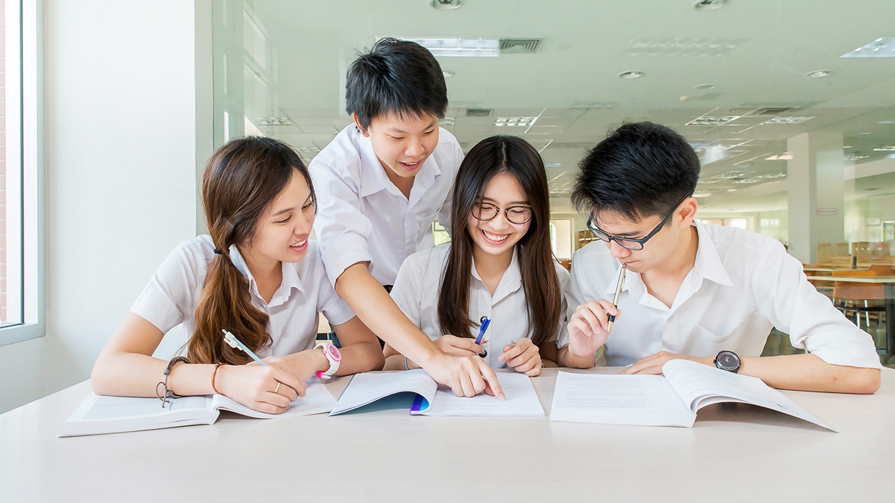 สอบเข้ามหาวิทยาลัย TCAS 64 ค่าสมัครสอบเท่าไร สอบวิชาอะไรบ้าง?