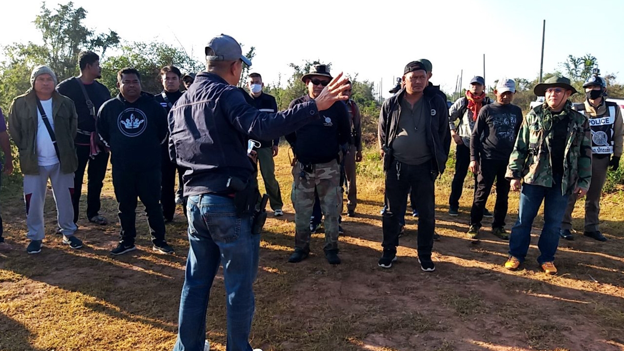 ตำรวจโคราชและภูธรภาค 3 ล้อมป่าร้อยไร่ ล่าไอ้หื่นฆ่าข่มขืนเด็ก 9 ขวบ 