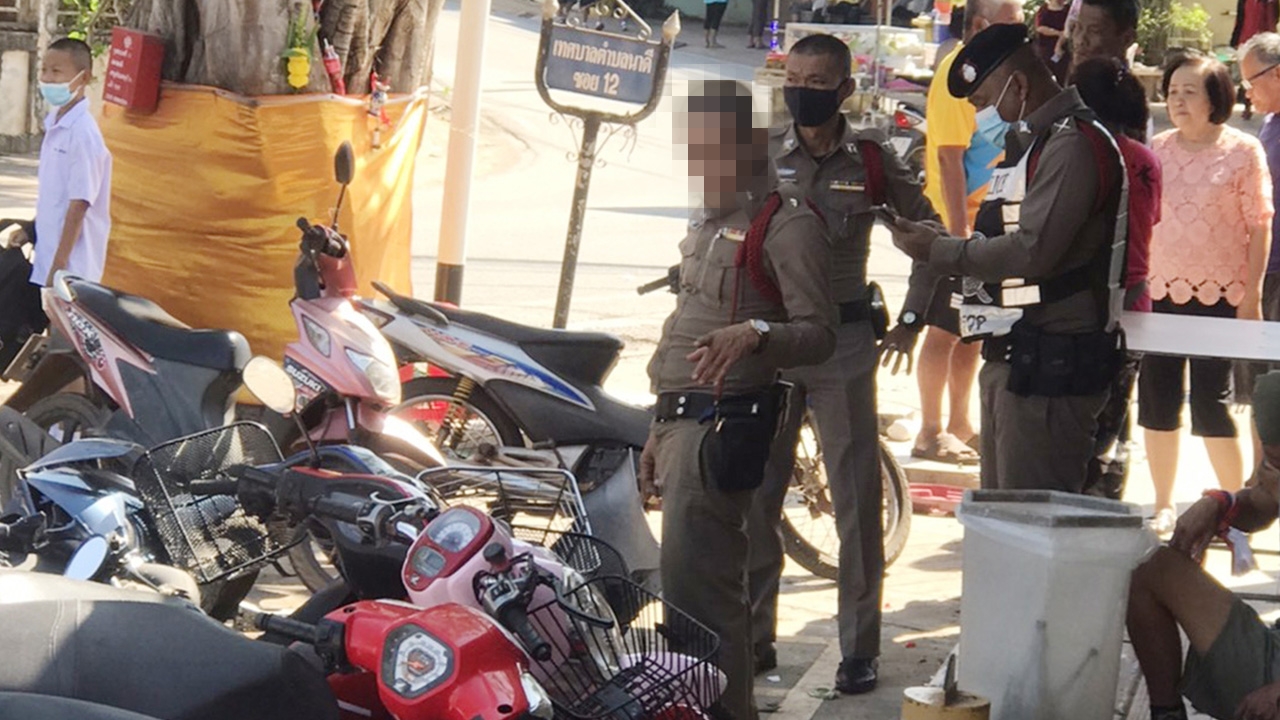 โซเชียลวิจารณ์แหลก ตำรวจเมาขับ แต่ง ร.ต.ต.เต็มยศ ชนดะรถชาวบ้านพังยับ