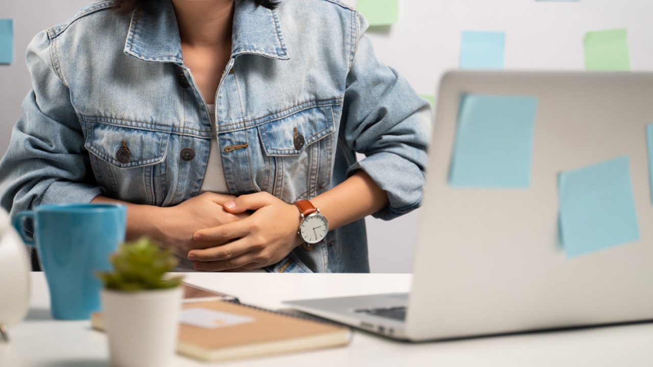 เช็กสัญญาณเตือน "โรคกระเพาะอาหารเรื้อรัง" พบบ่อยในกลุ่มวัยทำงาน แนะวิธีป้องกัน