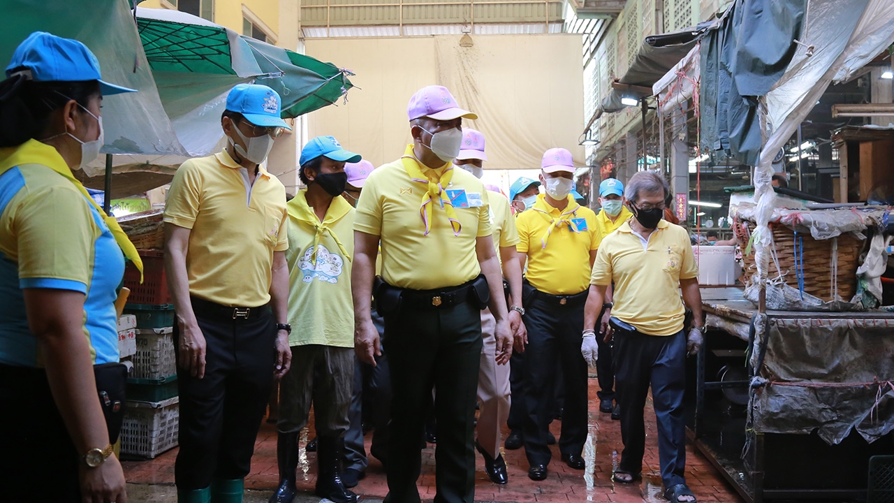 "บิ๊กณัฐ" นำ ขรก.-ปชช.จิตอาสา ทำความดี ปรับปรุงภูมิทัศน์ปากคลองตลาด