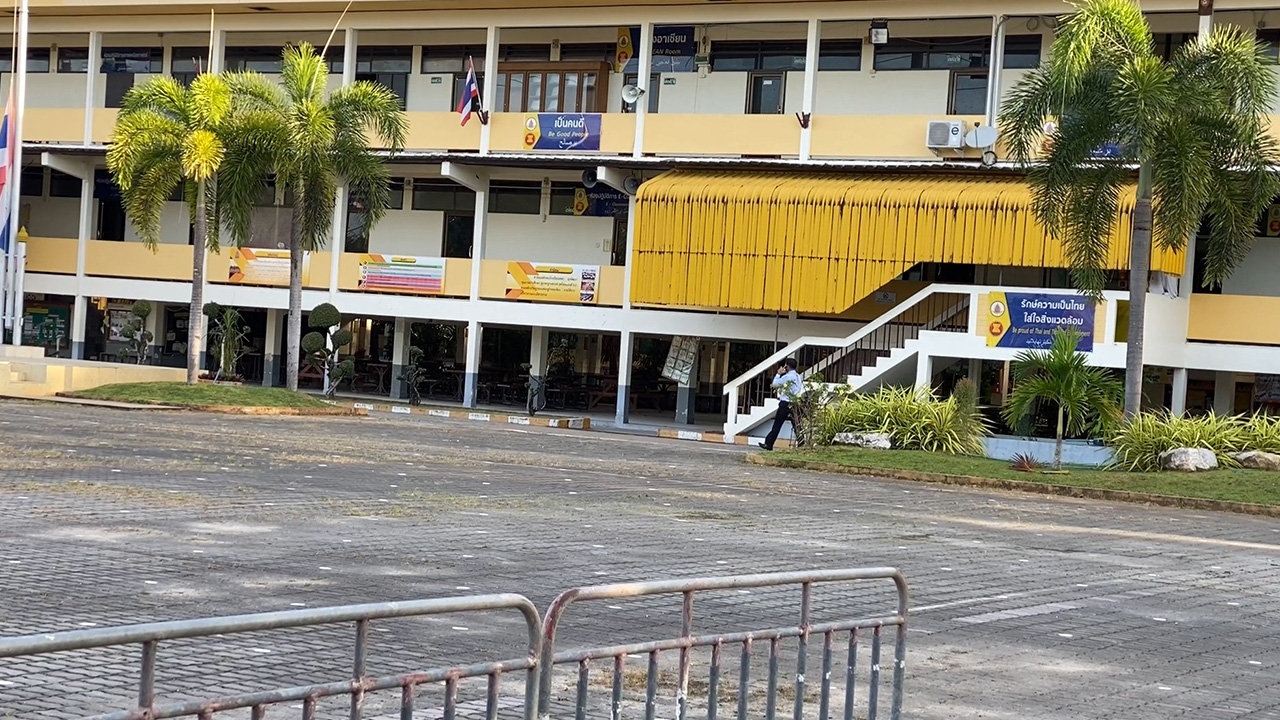 โรงเรียนที่เทพาปิด 1 วัน ผอ.เก็บตัว ครู นักเรียนและผู้ปกครองกำลังใจดี