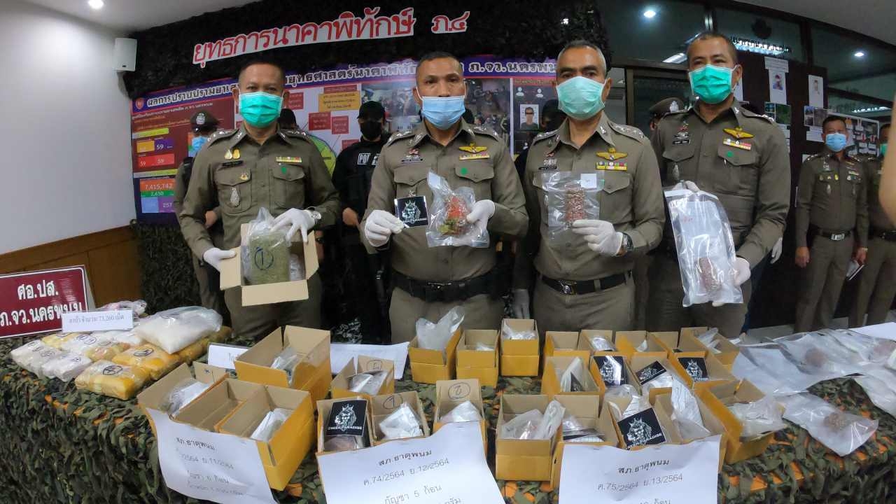 รวบวัยรุ่นหัวใส ร่วมทำธุรกิจค้าปลีกกัญชา แบ่งถุงละขีด ส่งพัสดุทั่วไทย 