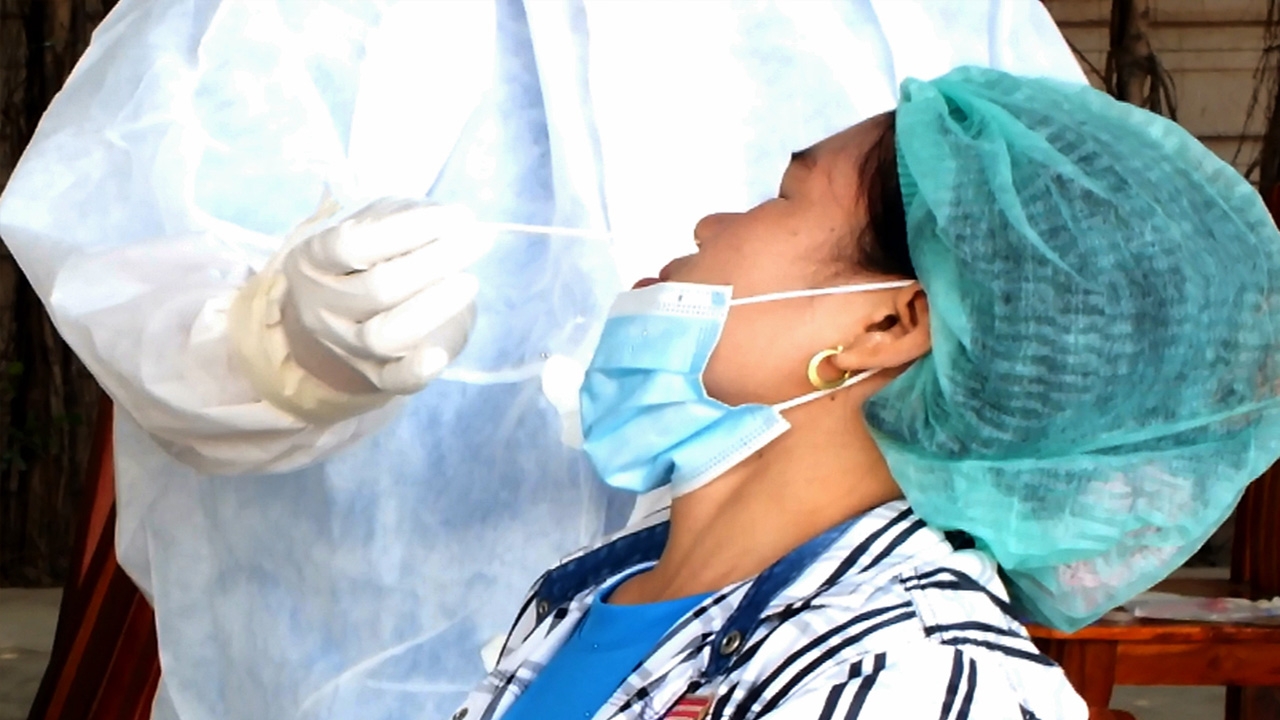 โควิด-19 ทำสาวบ้านโป่งติด 1 ราย เสี่ยงสูงอีก 6 สะสมแล้ว 29 ราย