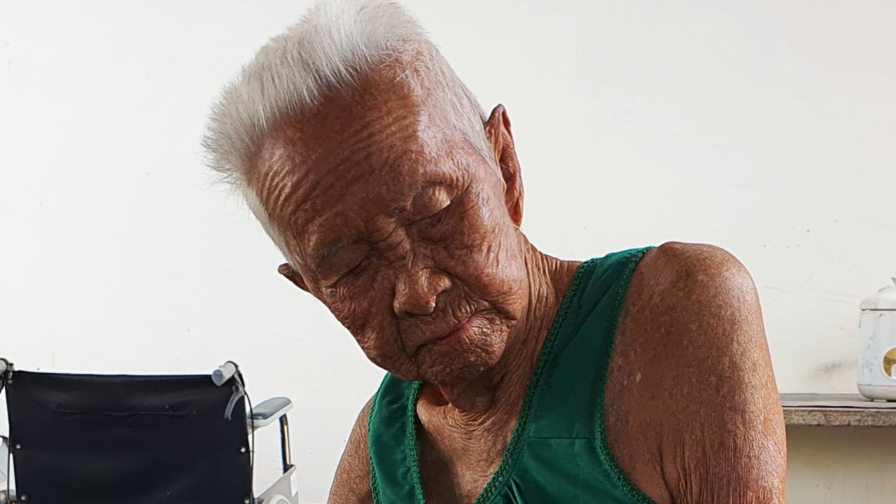 ยายวัย 99 ที่ลพบุรีบอกติดคุกก็ยอม ไม่รู้จะหาเงินมาคืนหลวงยังไง 