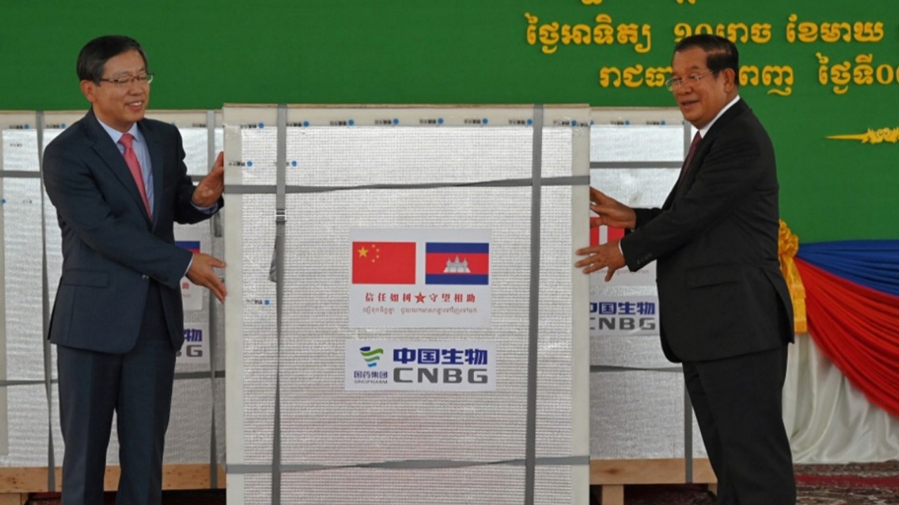 วัคซีนต้านโควิด 6 แสนโดสจาก'จีน' ถึง 'กัมพูชา' ตั้งเป้าฉีดให้ประชาชนสัปดาห์นี้