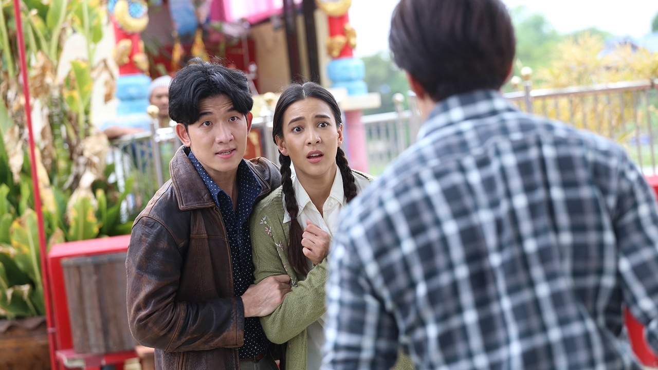 "กรีน" ถูกคนร้ายรังควานไม่เลิก "กั้ง" สวมบทฮีโร่ตามช่วย ใน "แก้วลืมคอน"