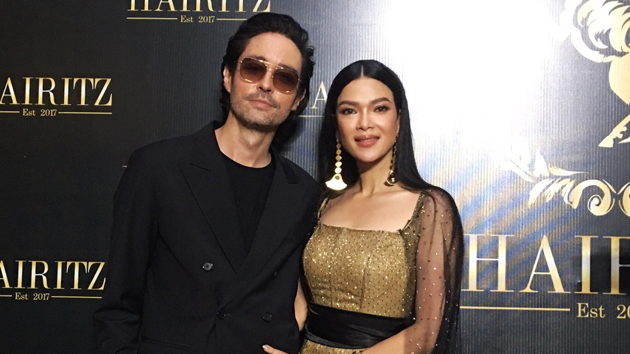 ฮิวโก้-ฮาน่า เปิดวังฉลองครบรอบแต่งงาน 12 ปี พร้อมประโยคเด็ดจากสามีแห่งชาติ